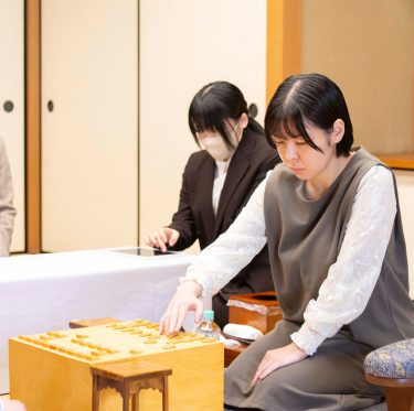 11月17日は将棋の日!15・16日倉敷藤花戦を開催しました 2-3