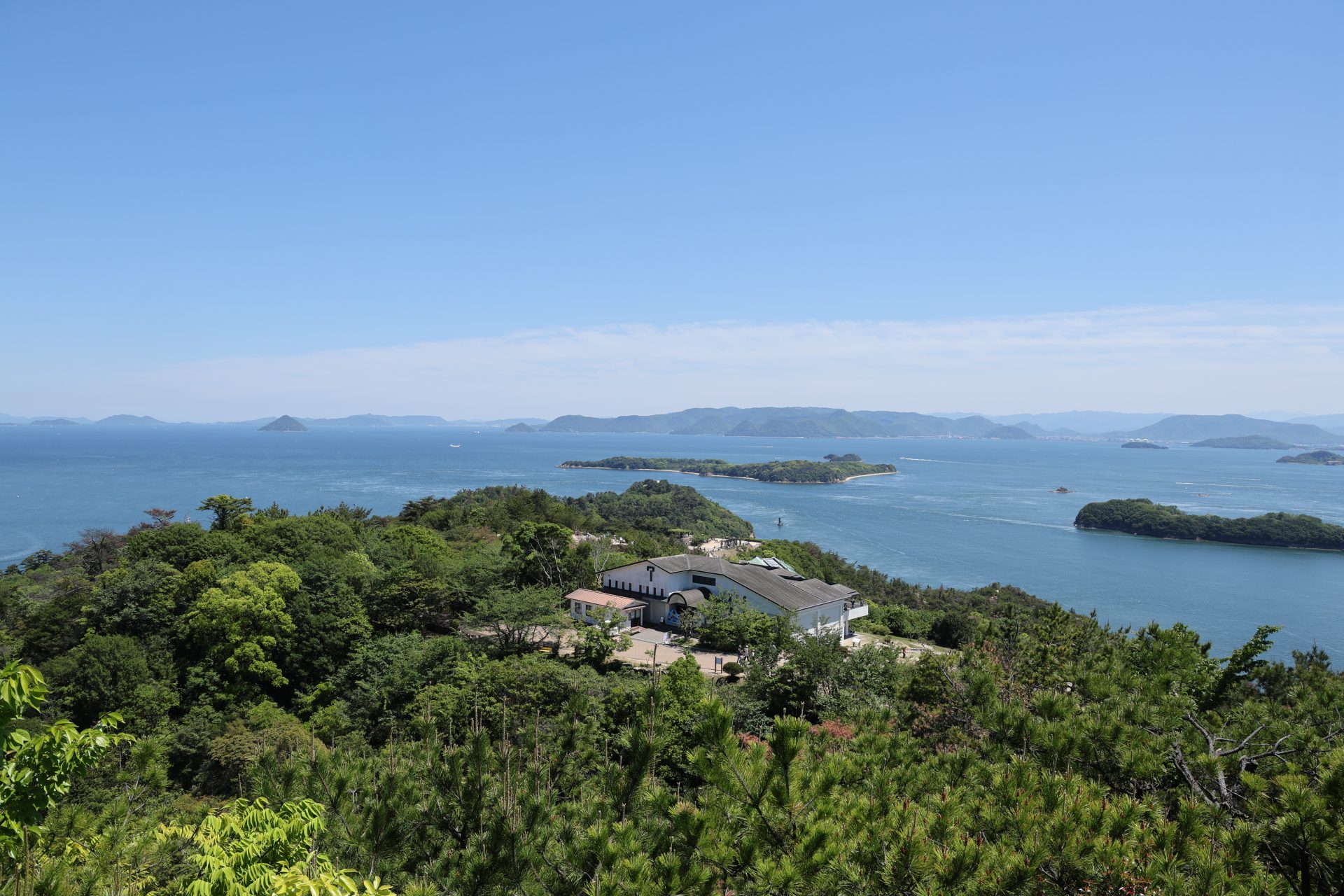 鷲羽山と王子が岳からの眺望