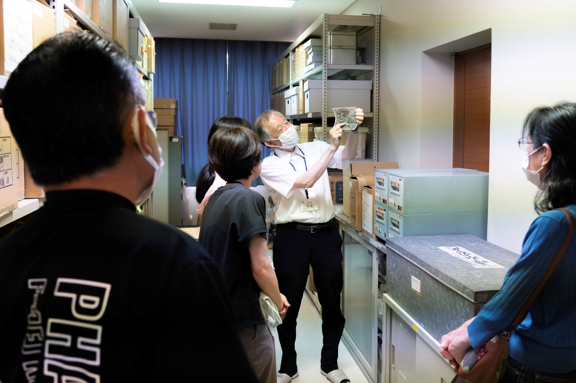 歴史資料整備室見学ツアー開催！